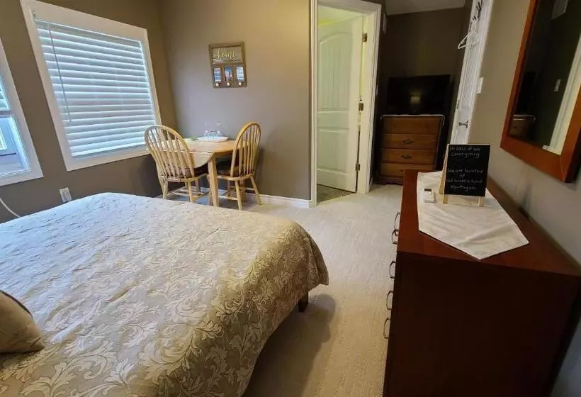 ベッドアンドブレックファースト Small Town Bound Inn