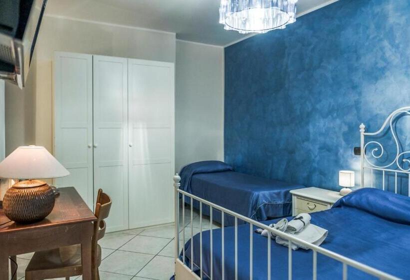 تختخواب و صبحانه Spartacus