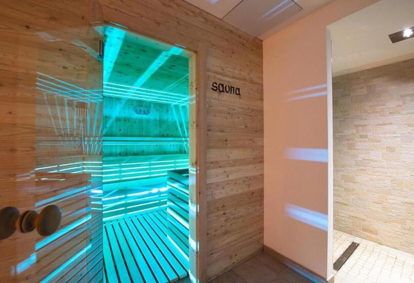 ホテル Golden Park Resort