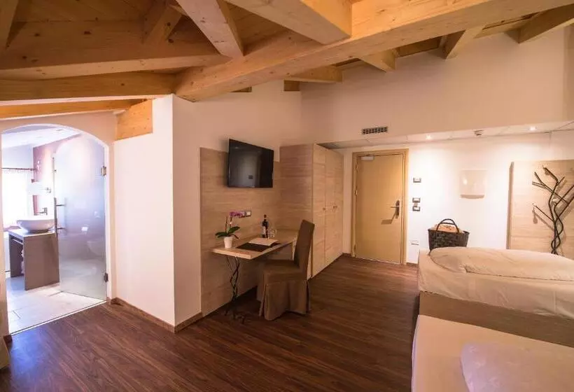 Hotelli Golden Park Resort