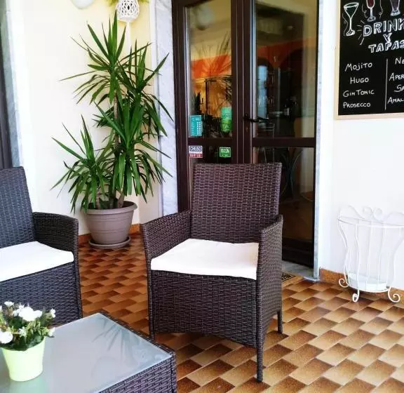 Hotelli Ristorante El Caracol