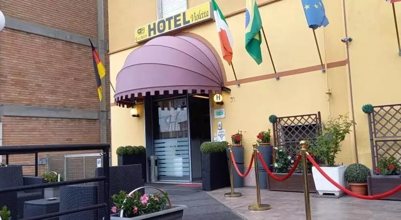 Hotelli Violetta