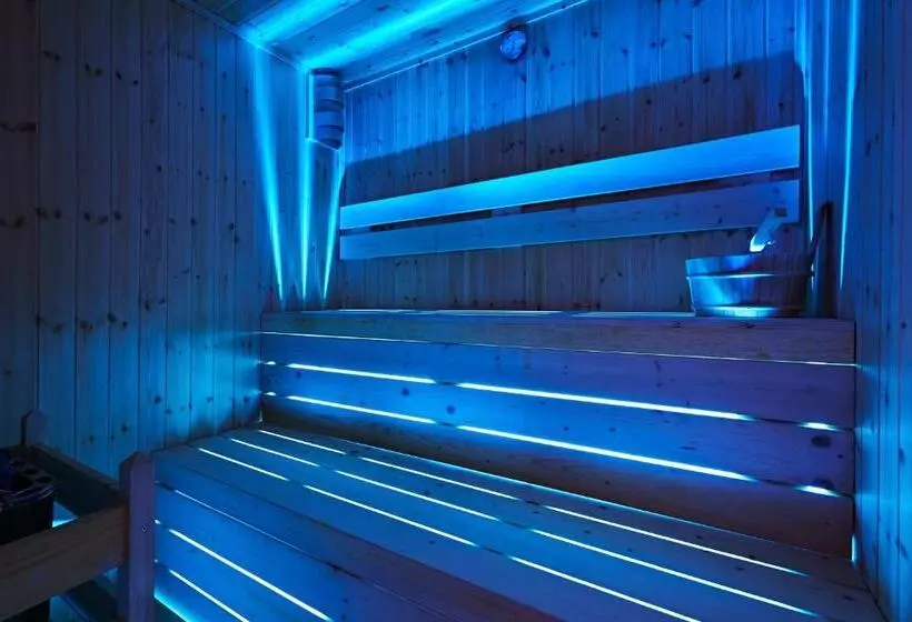 تختخواب و صبحانه Aleksandr