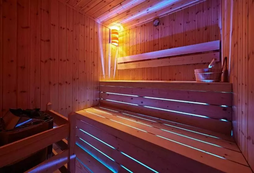 تختخواب و صبحانه Aleksandr