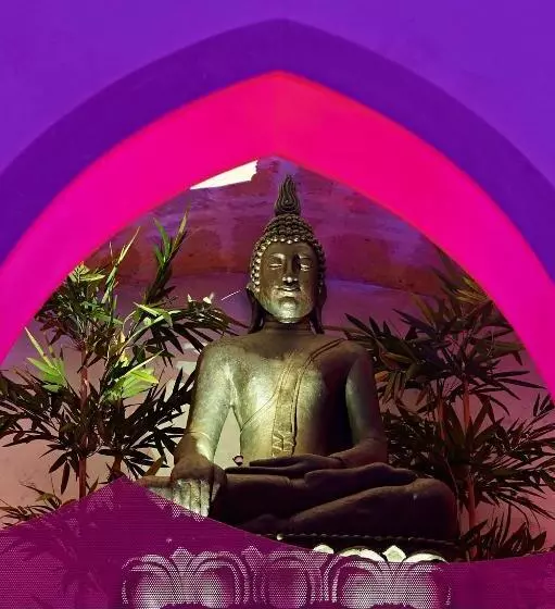 تختخواب و صبحانه Aleksandr