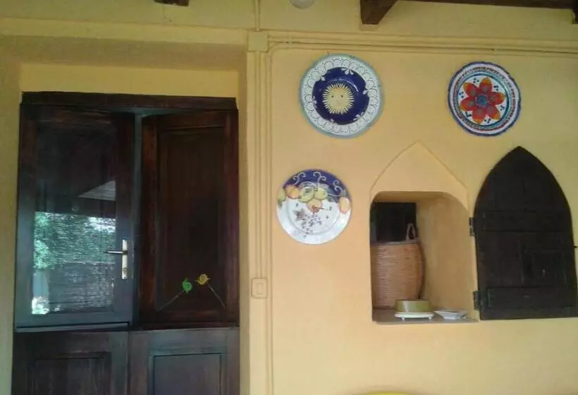 Aamiaismajoitus (B&B) Casa Di Campagna Dal Pozzo