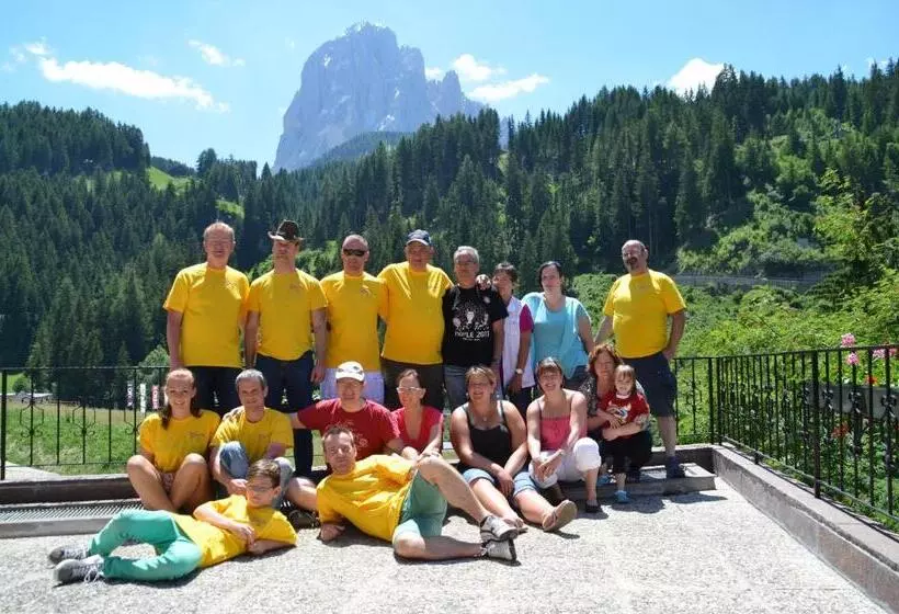 ベッドアンドブレックファースト Garni Ossi