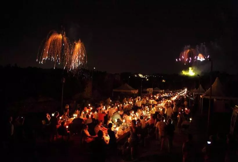 Aamiaismajoitus (B&B) Maison Resola   Rooms & Breakfast