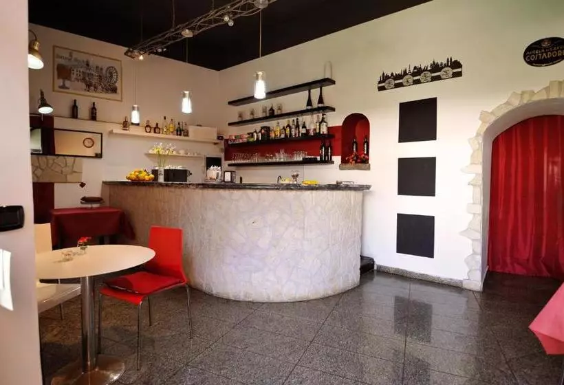 تختخواب و صبحانه Palazzo Rosa