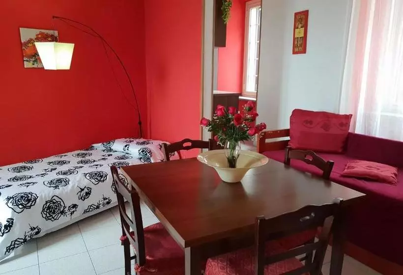 تختخواب و صبحانه Palazzo Rosa