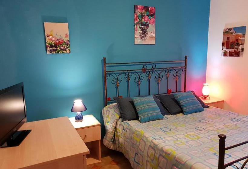 تختخواب و صبحانه Palazzo Rosa