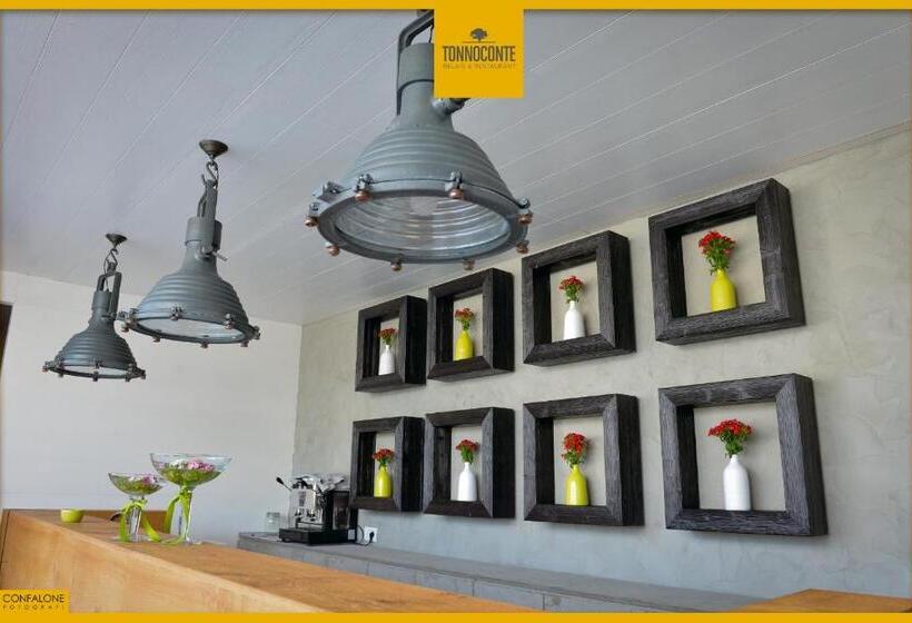 تختخواب و صبحانه Tonnoconte Relais & Restaurant