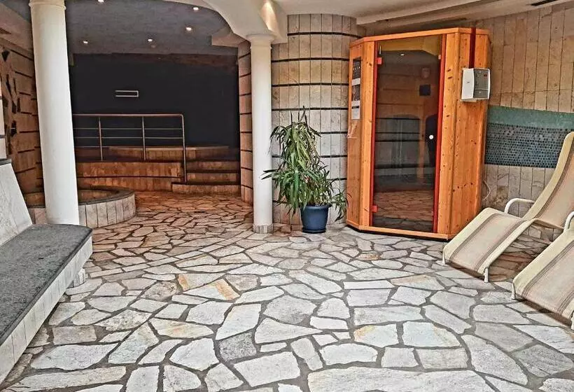 ホテル Pörnbacher