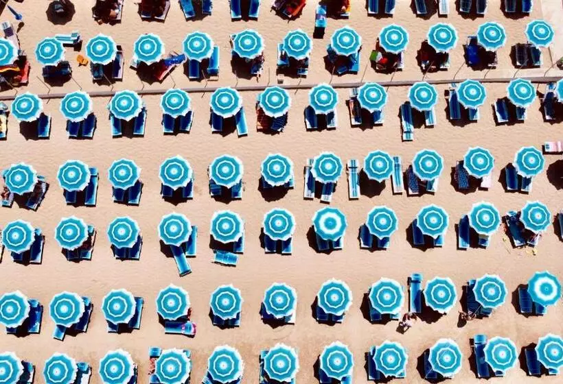 Hotelli Sirena   Servizio Spiaggia Inclusive