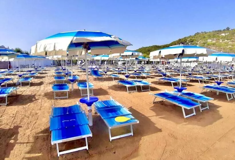 Hotelli Sirena   Servizio Spiaggia Inclusive