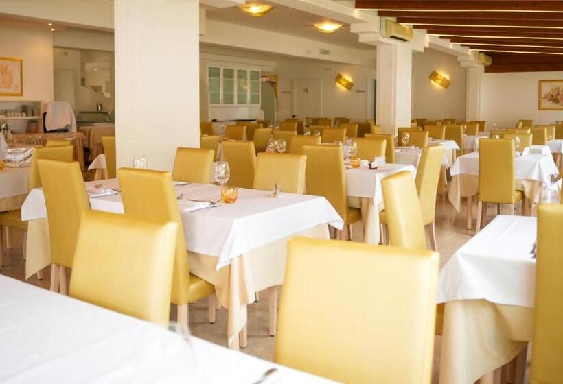 호텔 Sirena   Servizio Spiaggia Inclusive