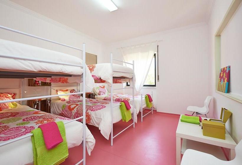 Hospedium Hostel Republica Surf House