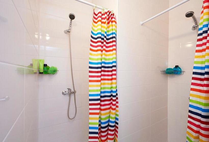 Hospedium Hostel Republica Surf House