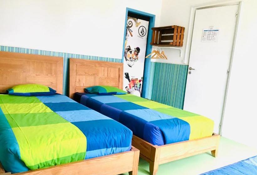 Hospedium Hostel Republica Surf House