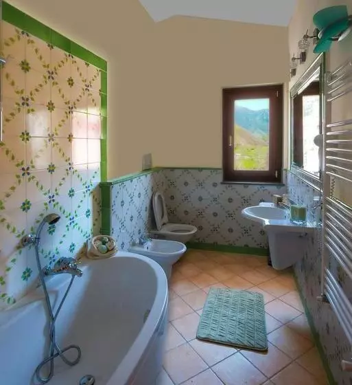 Aamiaismajoitus (B&B) Agriturismo Il Tintore