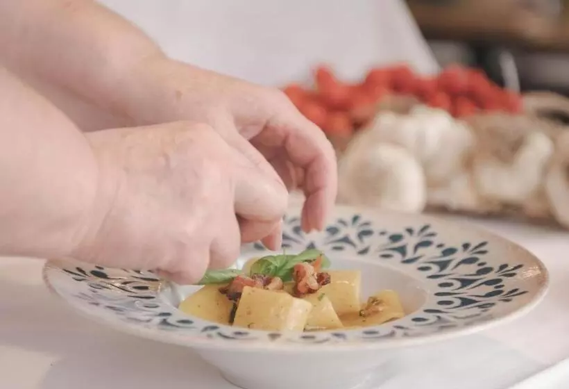 Aamiaismajoitus (B&B) Agriturismo Il Tintore