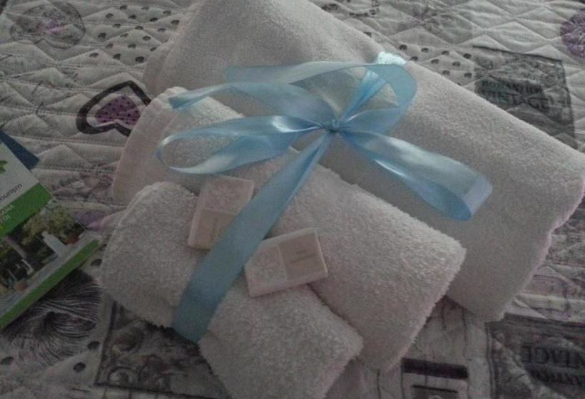 ベッドアンドブレックファースト Al Chiaro Di Luna