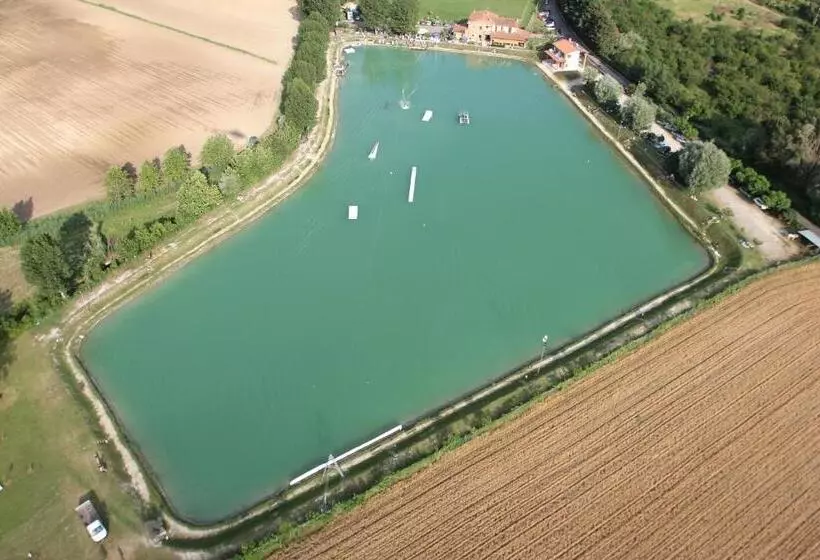 Aamiaismajoitus (B&B) Laghetto Ai Portici