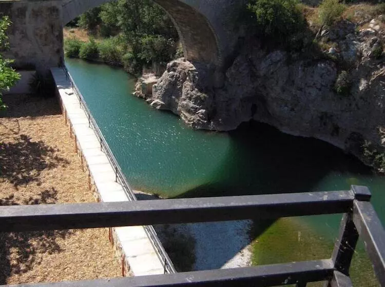 Aamiaismajoitus (B&B) Le Relais De Tamaroque