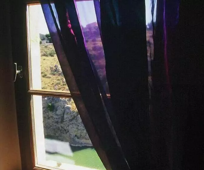 Aamiaismajoitus (B&B) Le Relais De Tamaroque