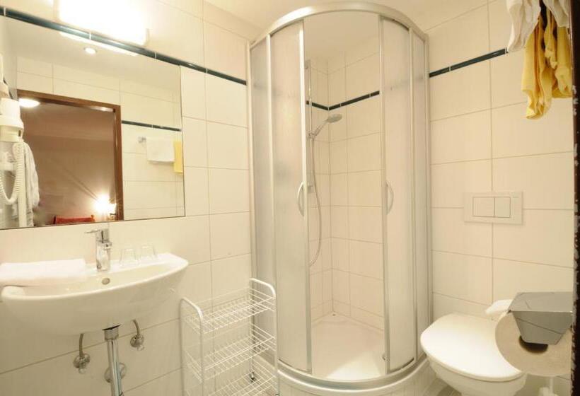 住宿加早餐  Pension Mirabelle