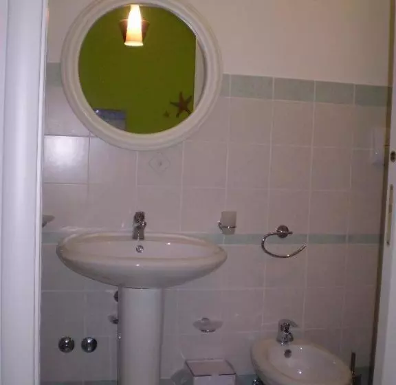 Aamiaismajoitus (B&B) Porto Di Mare