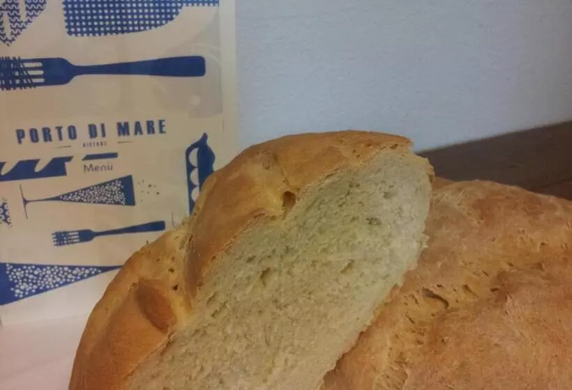 Aamiaismajoitus (B&B) Porto Di Mare