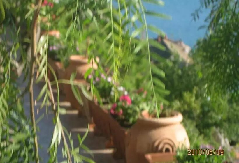 تختخواب و صبحانه Villa Marietta