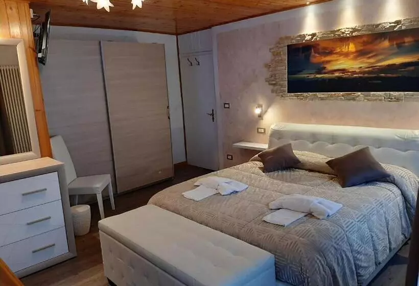 ホテル Albergo Vittoria