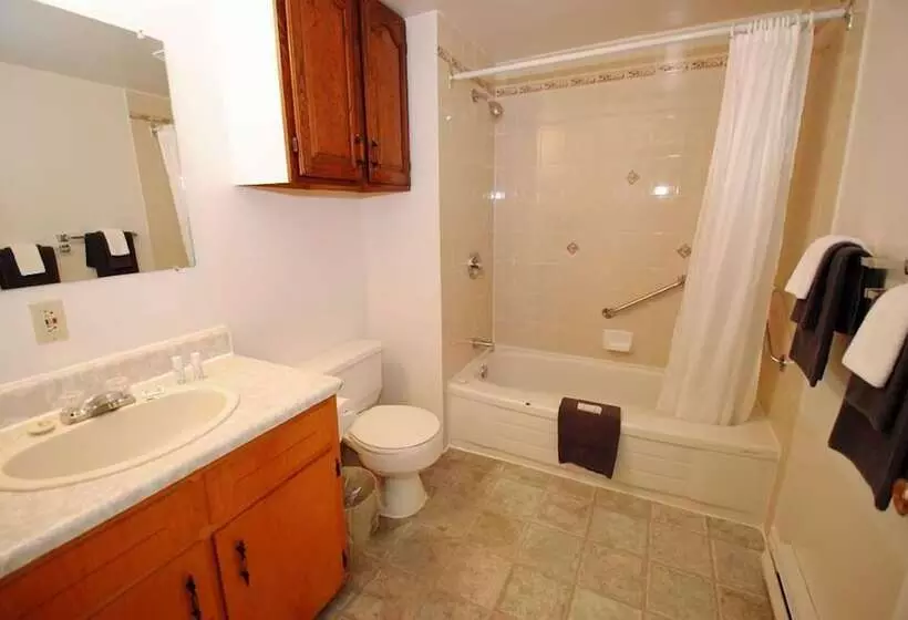 Hotelli Keppoch Inns