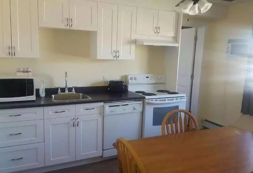 Hotelli Keppoch Inns