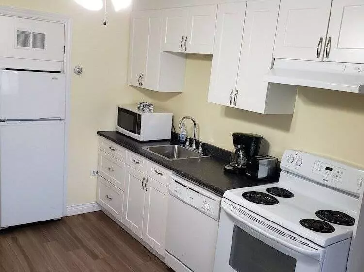 Hotelli Keppoch Inns