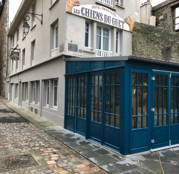 هتل Les Chiens Du Guet