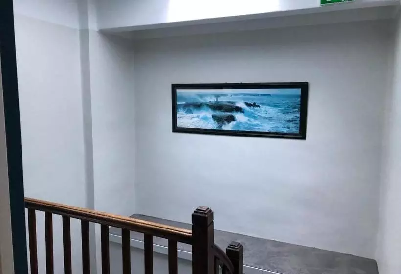 هتل Les Chiens Du Guet