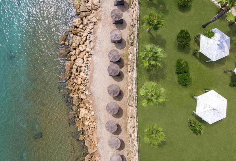 هتل Lido Degli Scogli