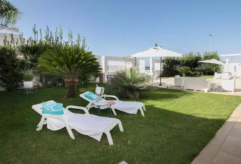 Hotelli Salento Gold Beach