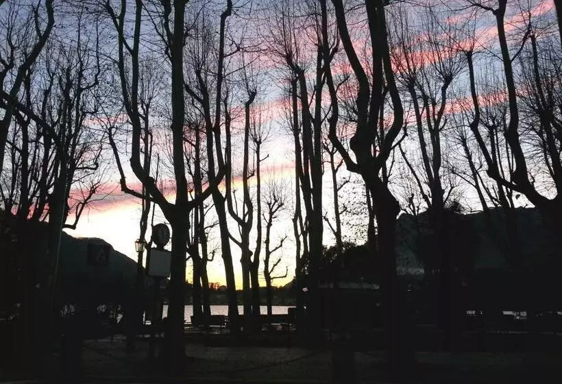Hll Hotel Lungolago Lecco Como Lake