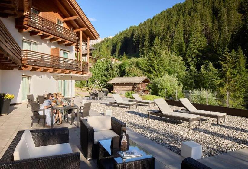 هتل Comploj Adults Only