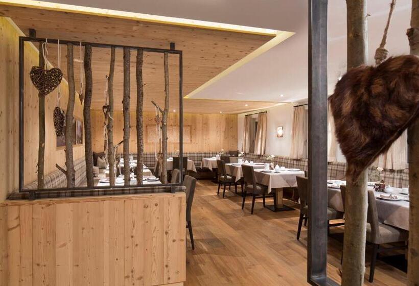 هتل Comploj Adults Only