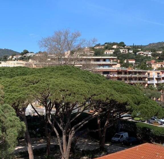 호텔 Hôtel Beau Rivage