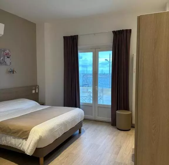 ホテル Hôtel Beau Rivage