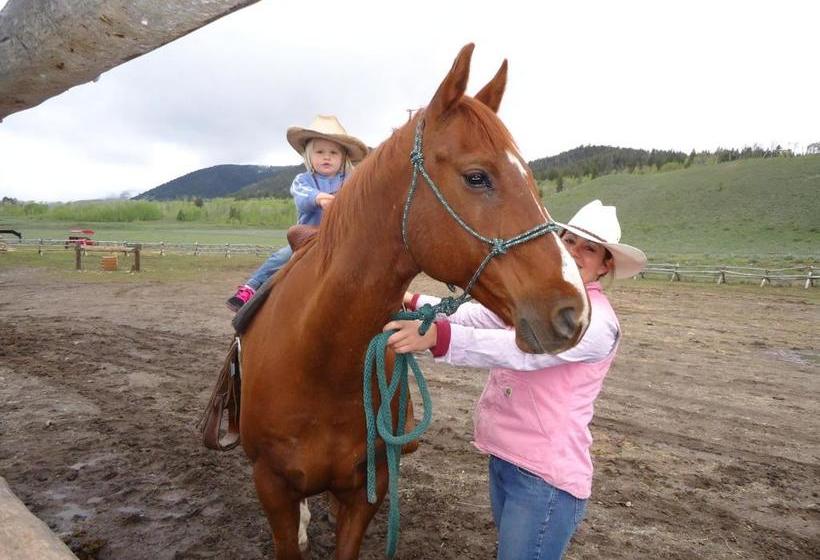 אתר נופש Parade Rest Ranch