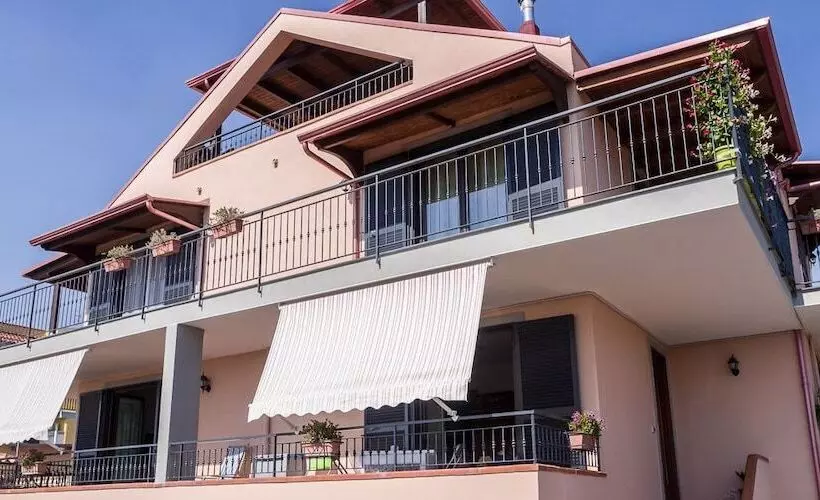 Aamiaismajoitus (B&B) Il Lapillo