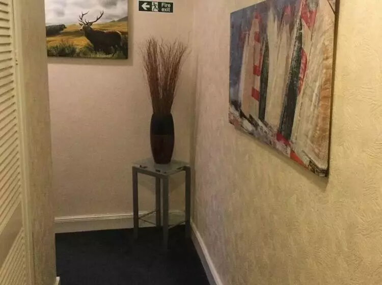 Aamiaismajoitus (B&B) Inverour Guest House