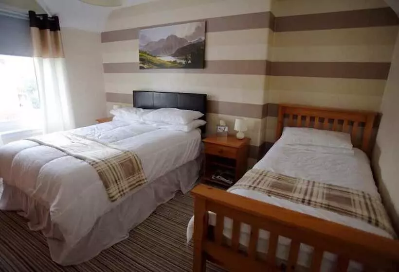 Aamiaismajoitus (B&B) Inverour Guest House